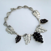 Onix Grapes Necklace