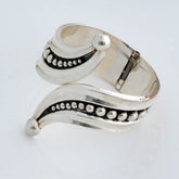 Fashionable Plain Bracelet