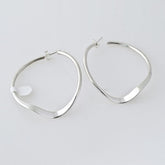 Ondulated Hoops