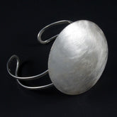 Brushed Round with wires