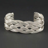 Fivefold Interlaced Wires - Short