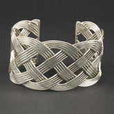 Fivefold Interlaced Wires - Large