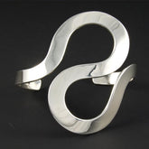 Curved Flat Bracelet