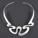Wavy Plain Necklace