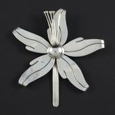 Plain Flower Brooch