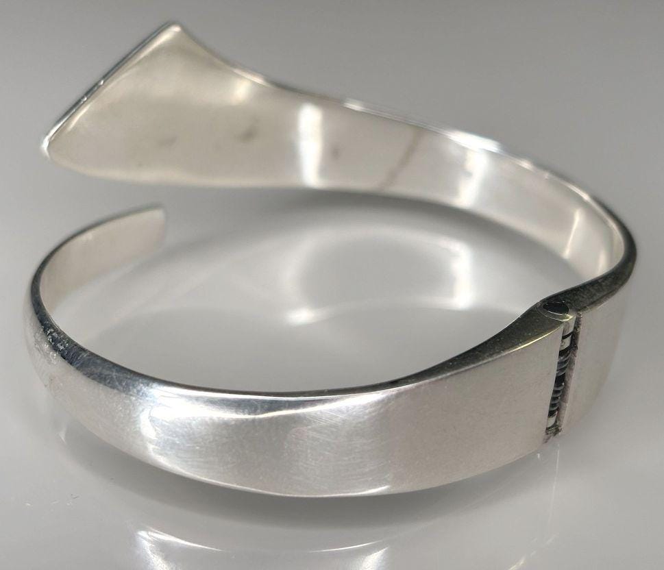 Opal Synthetic Inlaid Bracelet