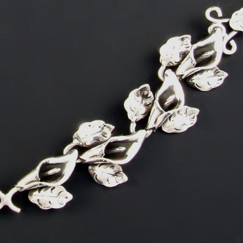 Elegant Flowered Necklace
