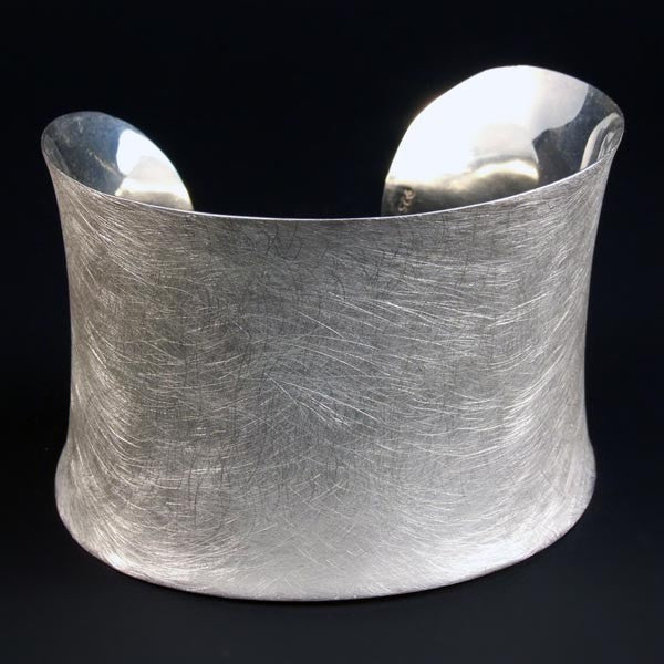 Brushed Concave Bracelet