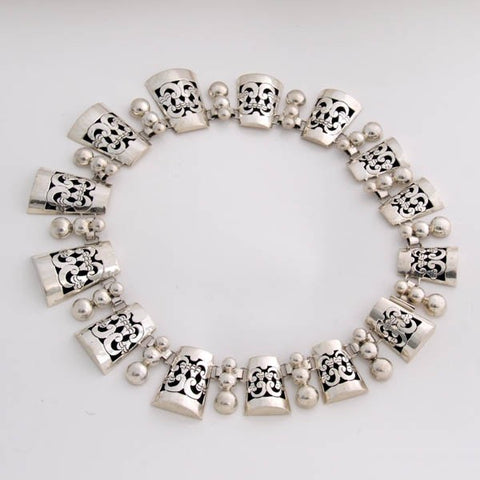 Stylish Silver Necklace