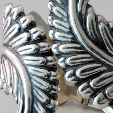 Stylish Leaf Bracelet