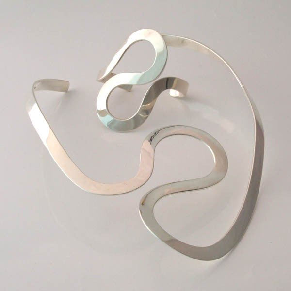 Curved Silver Set