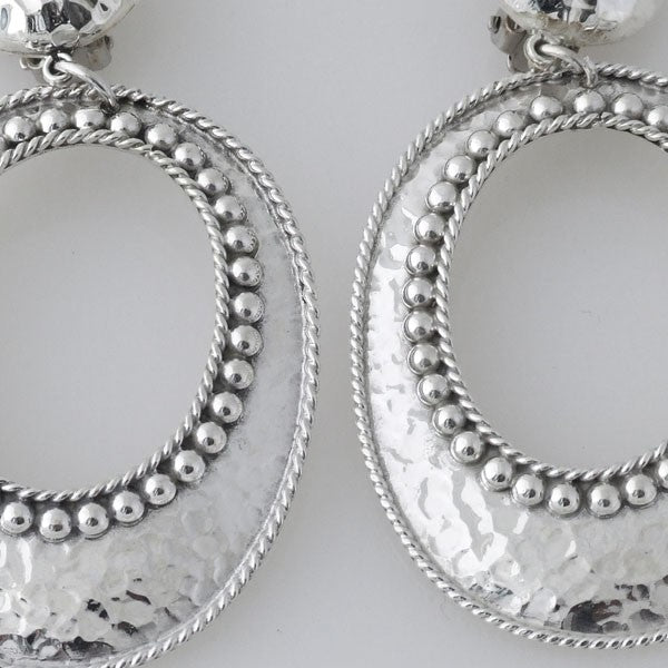 Oval Earring Hammered