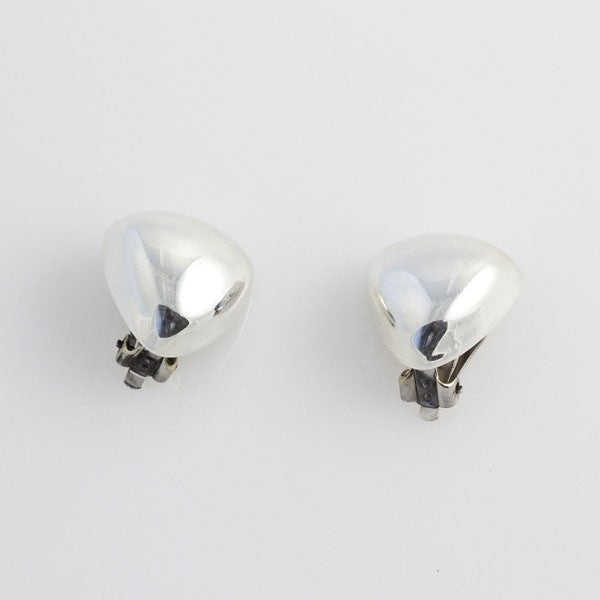 Triangular Plain Clip On