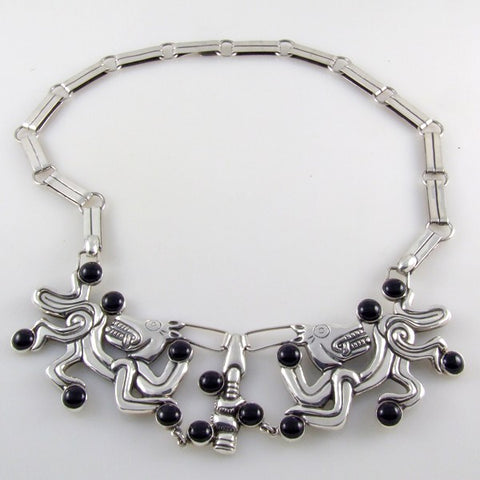 Plain Jaguars Necklace with Onyx