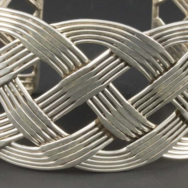 Fivefold Interlaced Wires - Large
