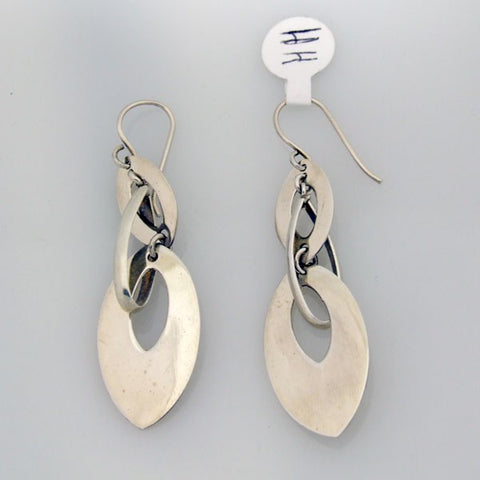 Oval plain Wire Earrings