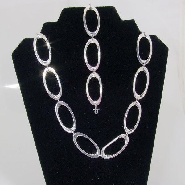 Silver Plain Oval Set