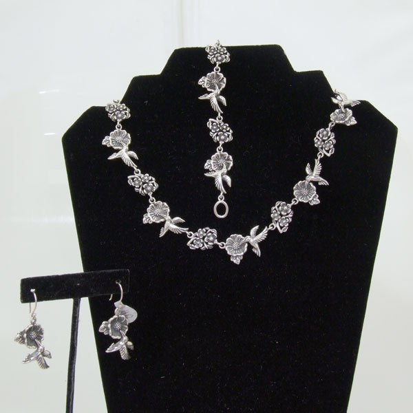 Silver Hummingbird Plain Set