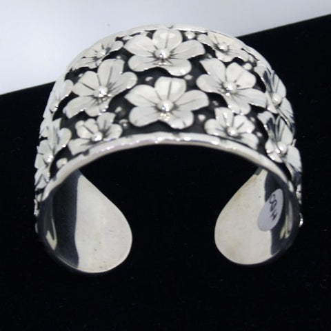 Silver Flowers Cuff