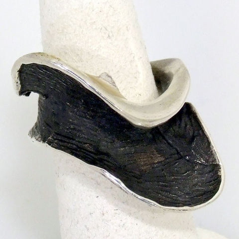 Oxidized Wave Ring