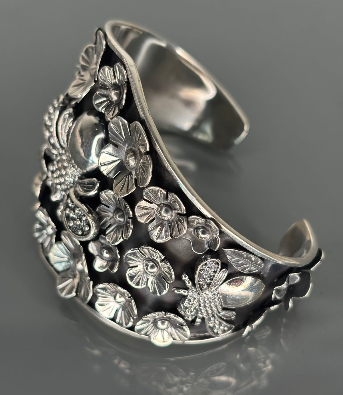 Bee Flower Bracelet