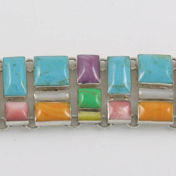 Various Stones Elegant Bracelet