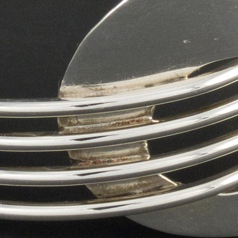 Oval with Wires Thin