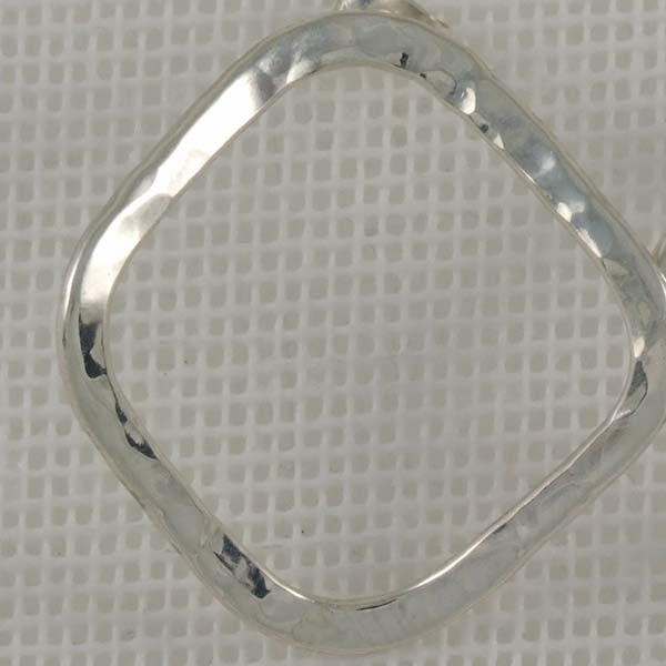 Hammered Rhombs