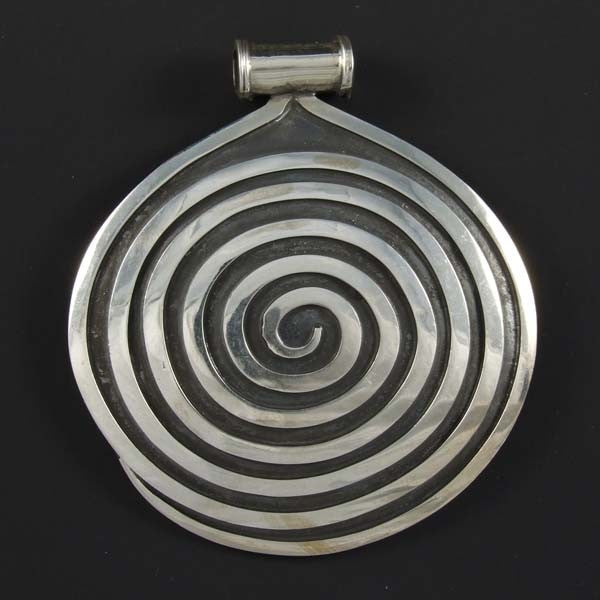 Plain Spiral Pendant