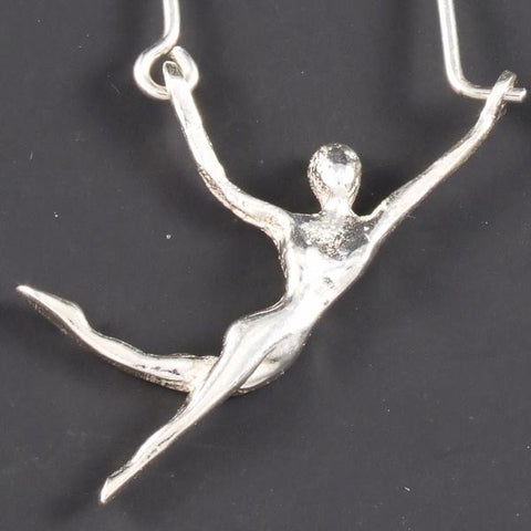 Figurine Plain Earrings