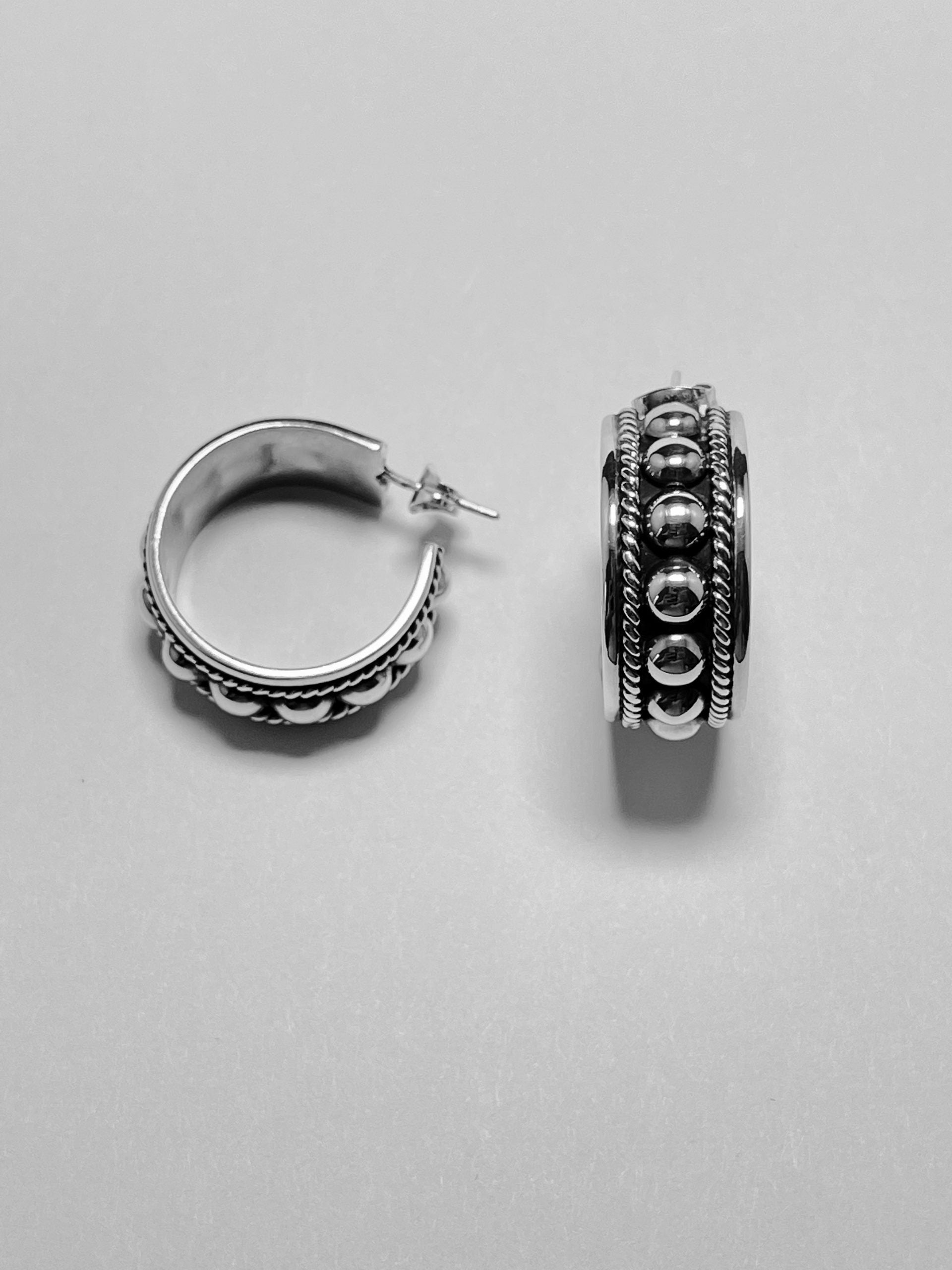 Hoops Oxidized