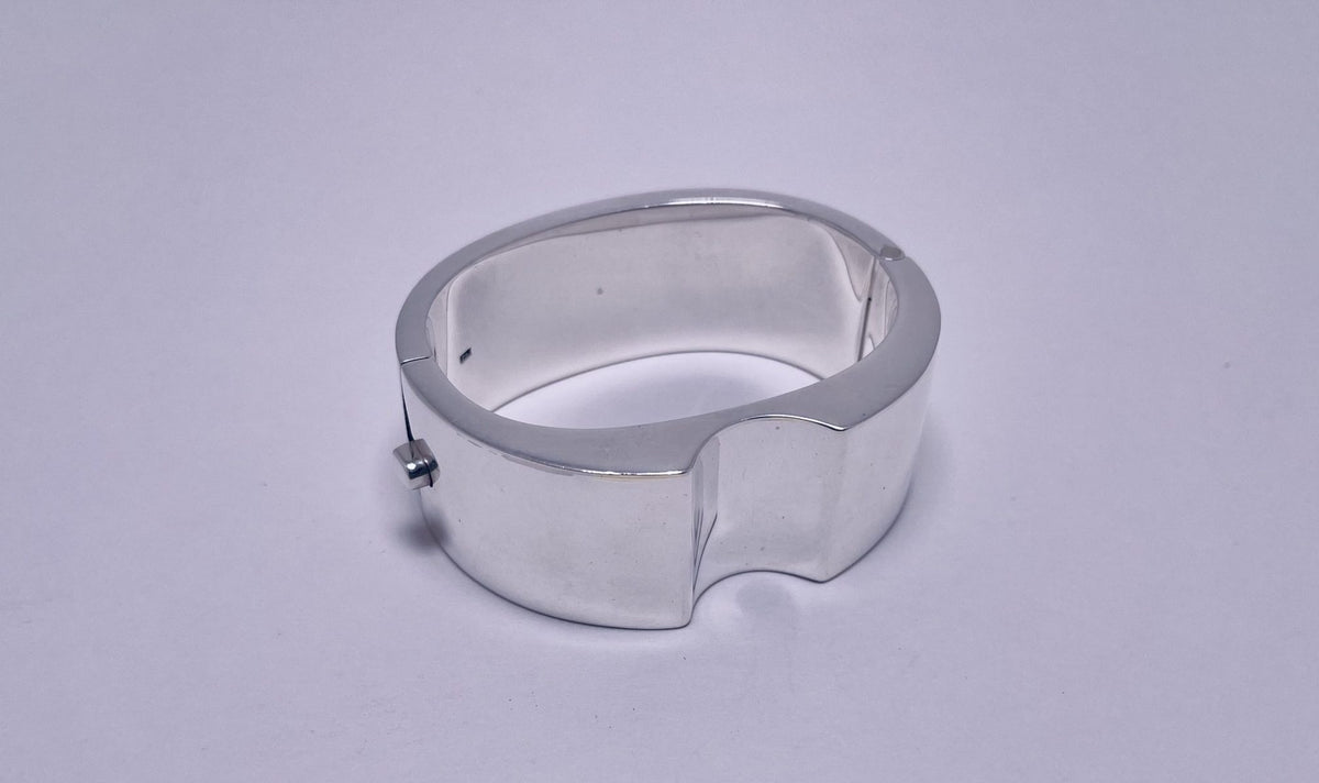 Contemporary Plain Bracelet
