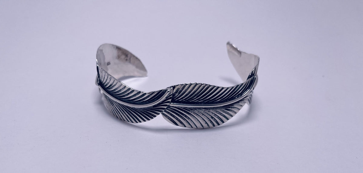 Leafs Cuff Bracelet