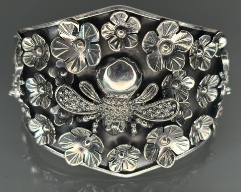 Bee Flower Bracelet