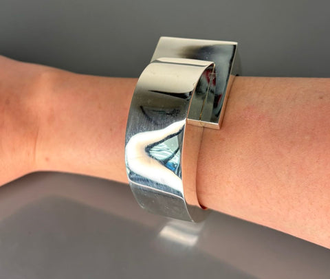 Elegant Modern Bracelet
