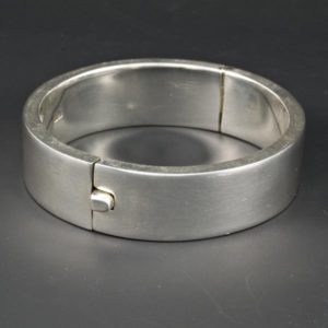 Plain Circular Bracelet
