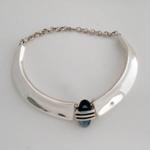 Plain Necklace With Blue Stone