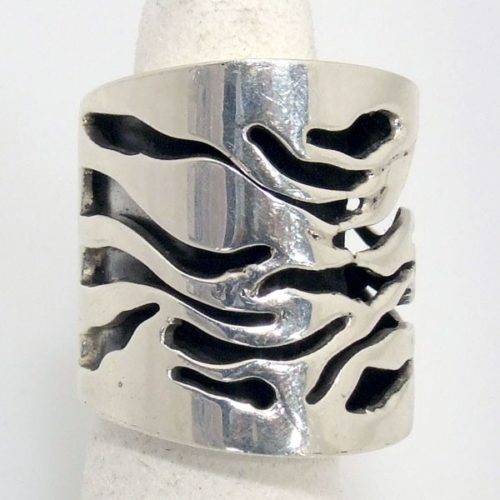Hand Cutout Oxidized Ring
